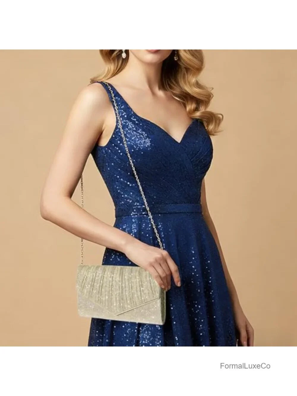 Sequined Clutch Evening Bag with Detachable Chain Crossbody
